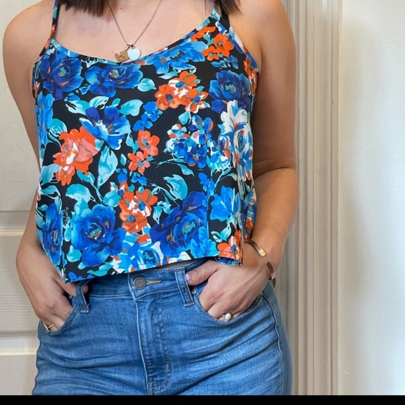 💚 Papaya Floral Crop Top - Picture 3 of 16